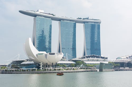 Pay N Play Racquetball Ontario Canada: Nopean Pelaamisen Mahdollisuudet Ja Palvelut
