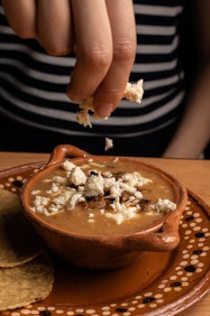 Kuukausierä Laskuri: Kuinka Laskea Autolainan Tai Lainan Kuukausierä